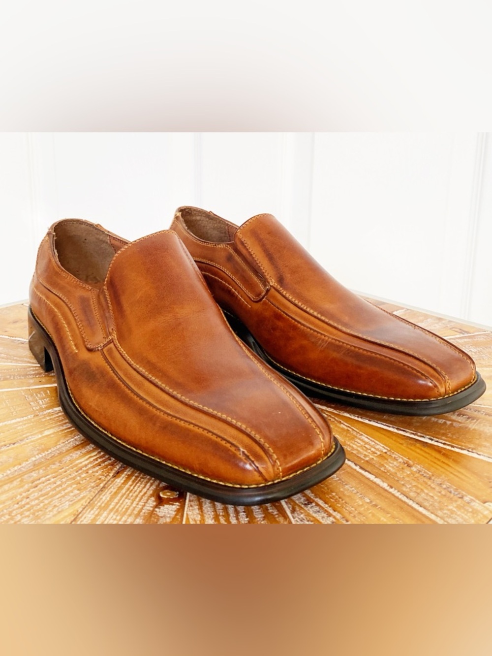 Vintage Men’s Slip-On Leather Dress Shoes in Tan Brown US Size 11 / EU Size 44